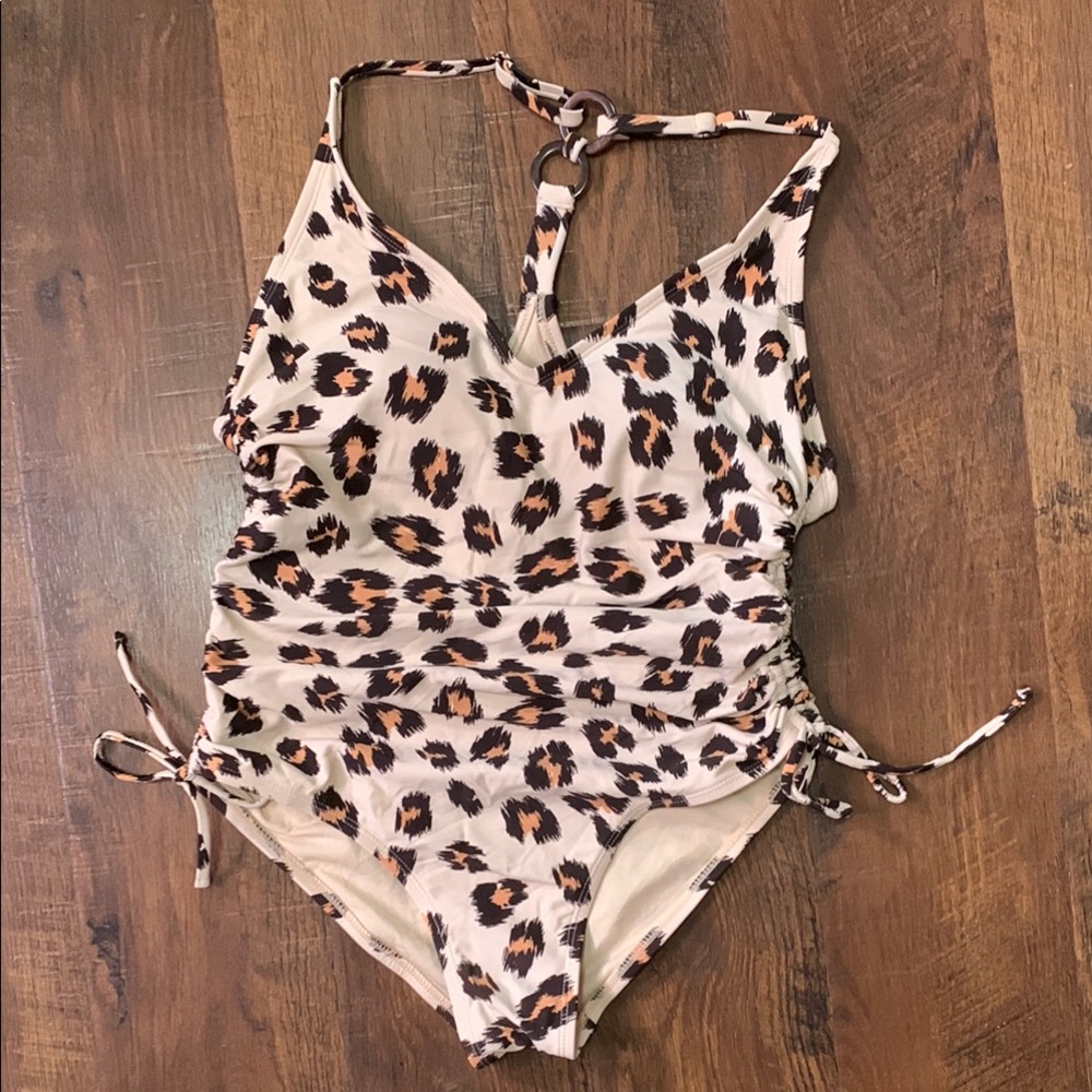 Kona Sol Leopard Print One Piece Swimsuit